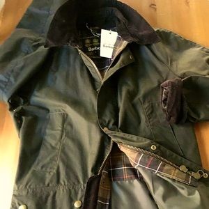 SOLD! Barbour Ashby Olive Green Wax Jacket - NWT M